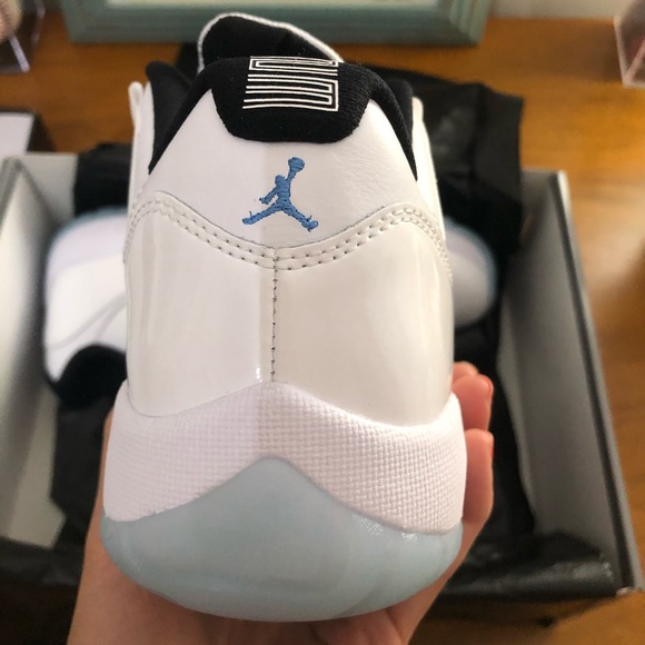 Jordan Legend Blue 11 Retro Lows - Picture 9 of 9